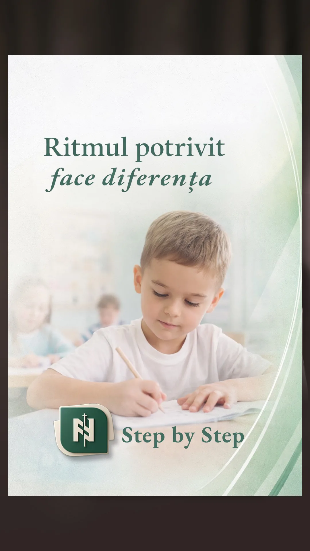Coperta filmului „Ritmul potrivit face diferența” din campania de admitere a Liceului Ortodox, cu sigla școlii.