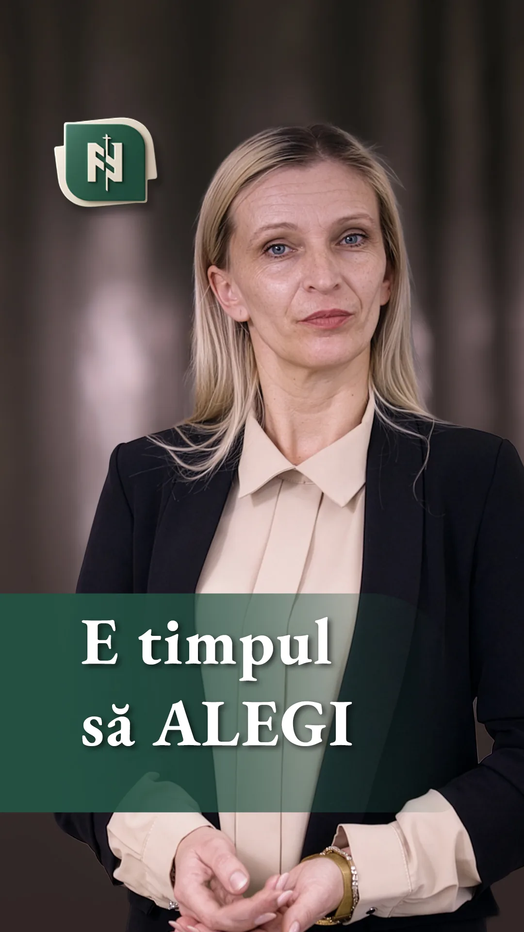 Coperta filmului „E timpul să alegi” din campania de admitere a Liceului Ortodox, cu sigla școlii.