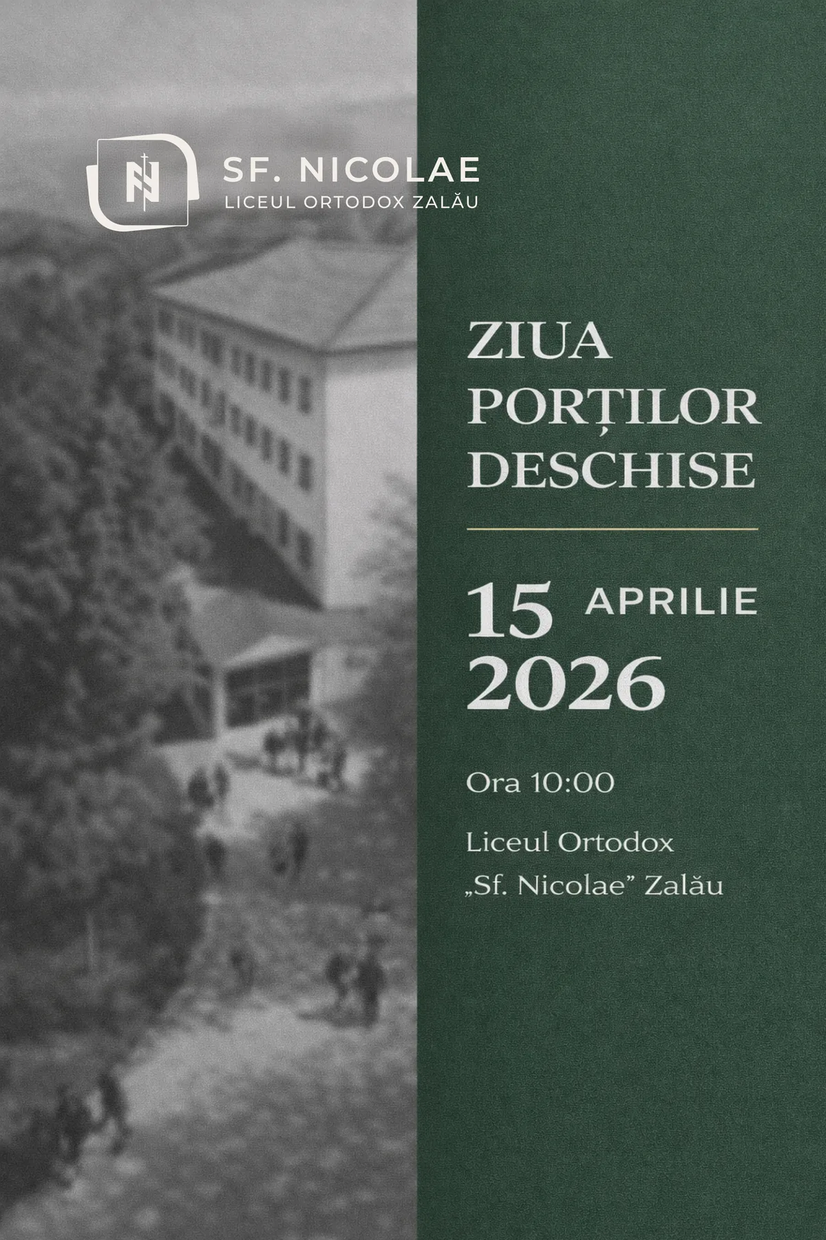 Șablon de eveniment cu fotografia școlii în alb-negru pe o bandă verticală și data Zilei Porților Deschise.